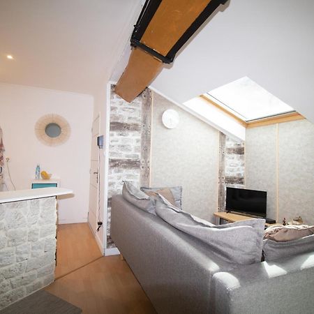 Stud'Ain Apartment Coligny Ngoại thất bức ảnh